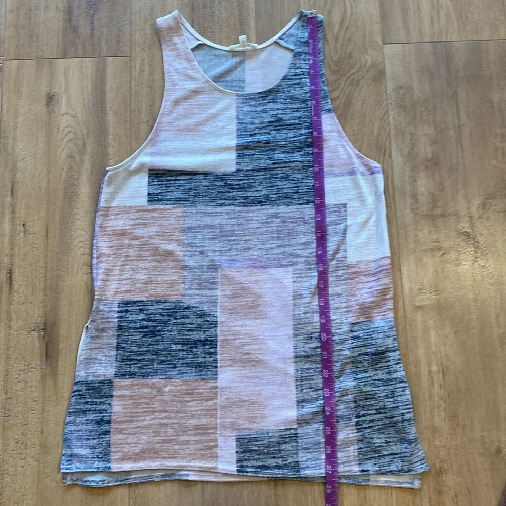 Wilfred Free | Ornella tank in pink, grey, purple, cream (Aritzia) - Picture 9 of 11